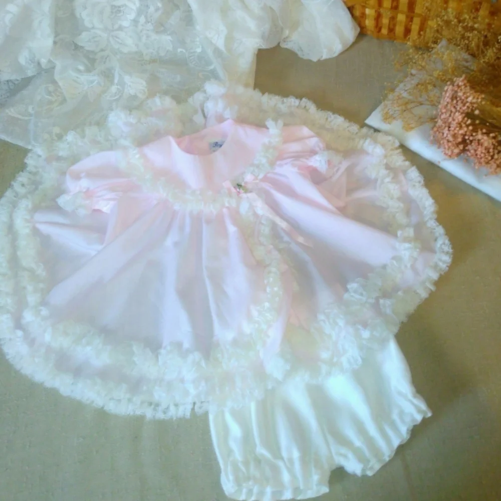 Vintage baby dress - Picture 1 of 9